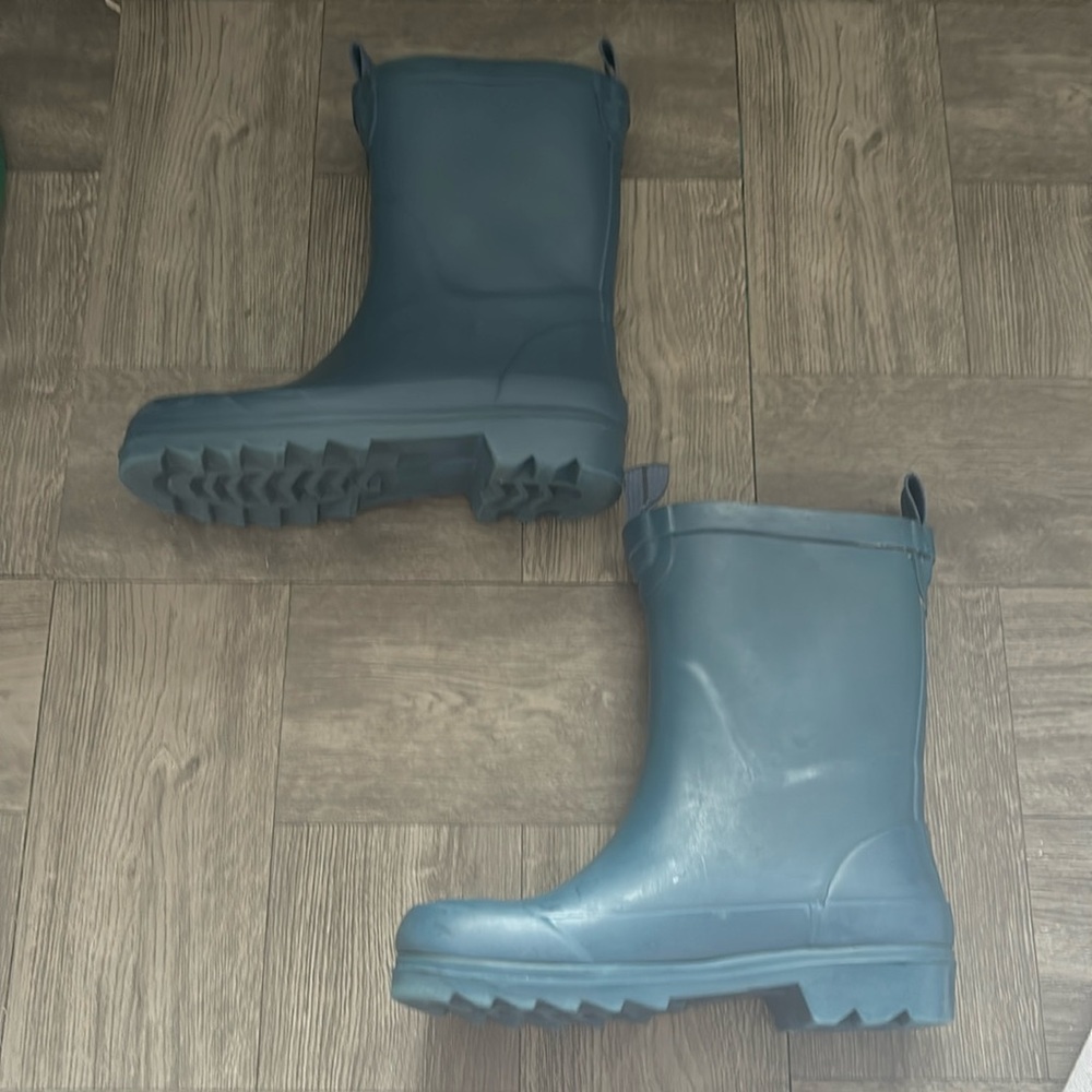Zara rain boots